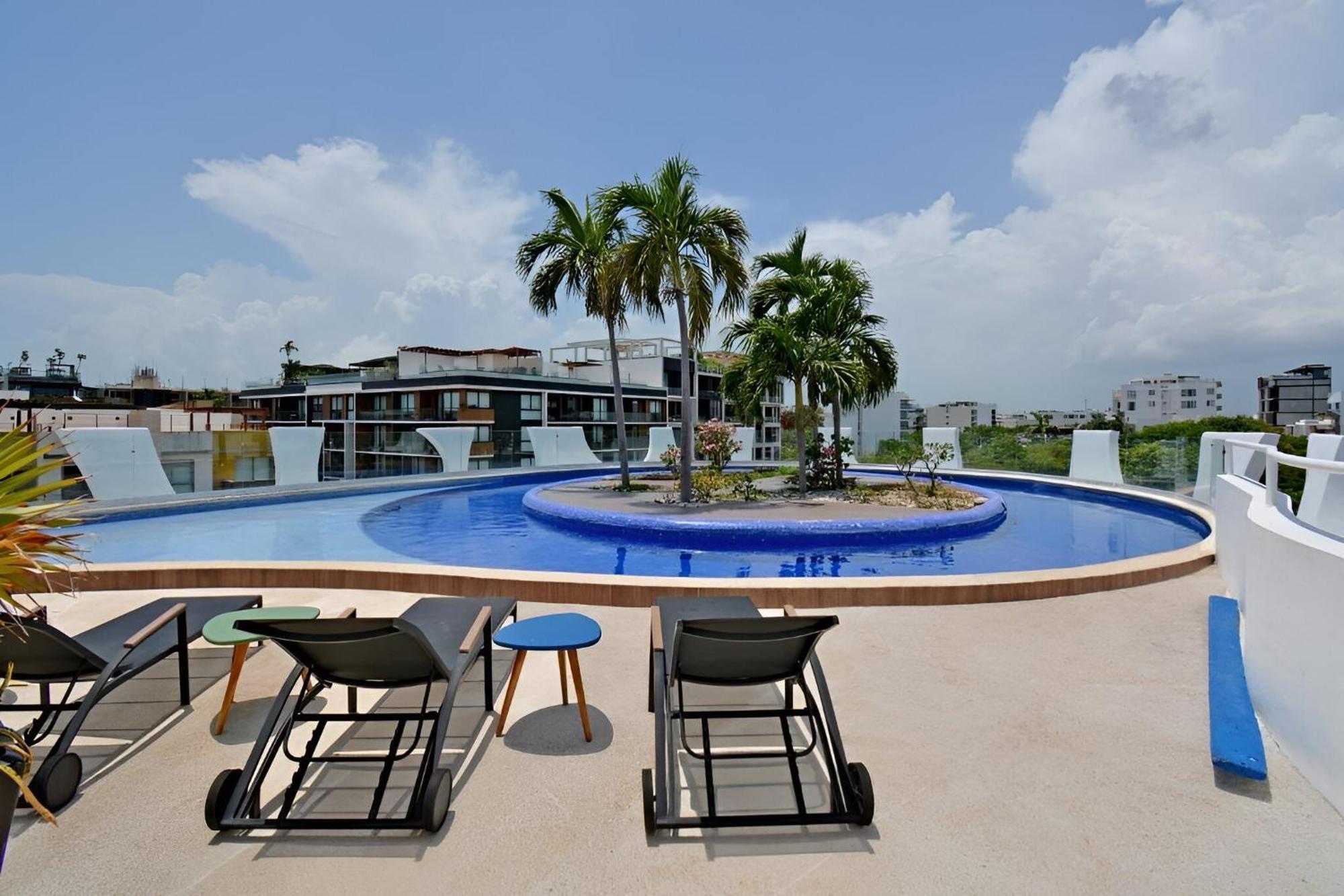 Grandioso De 2 Habs Cerca De La Playa Apartment